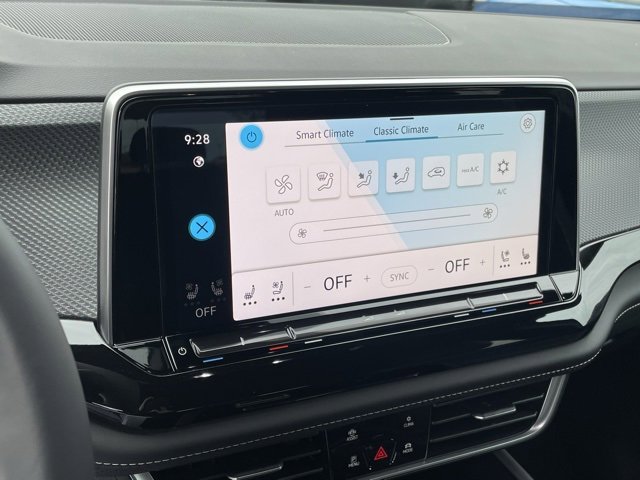 New 2025 Volkswagen Atlas Cross Sport SEL R-Line image 15