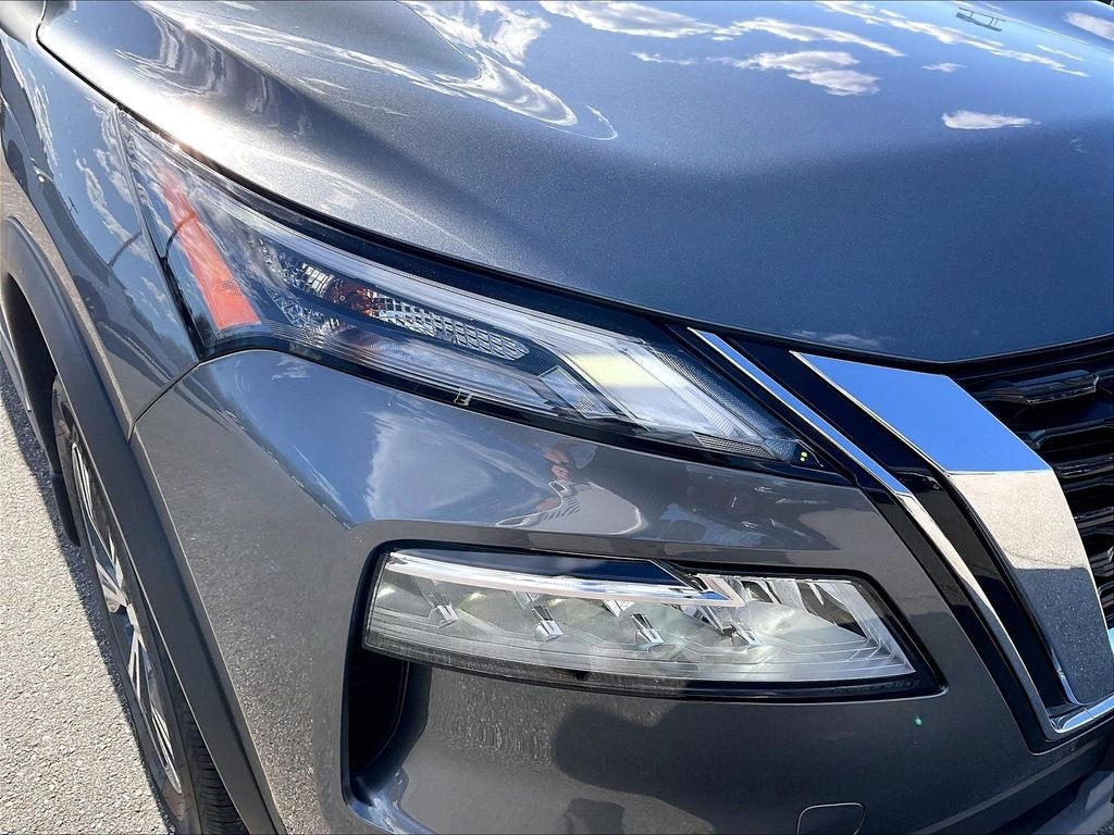 Used 2023 Nissan Rogue SV AWD/4WD image 30