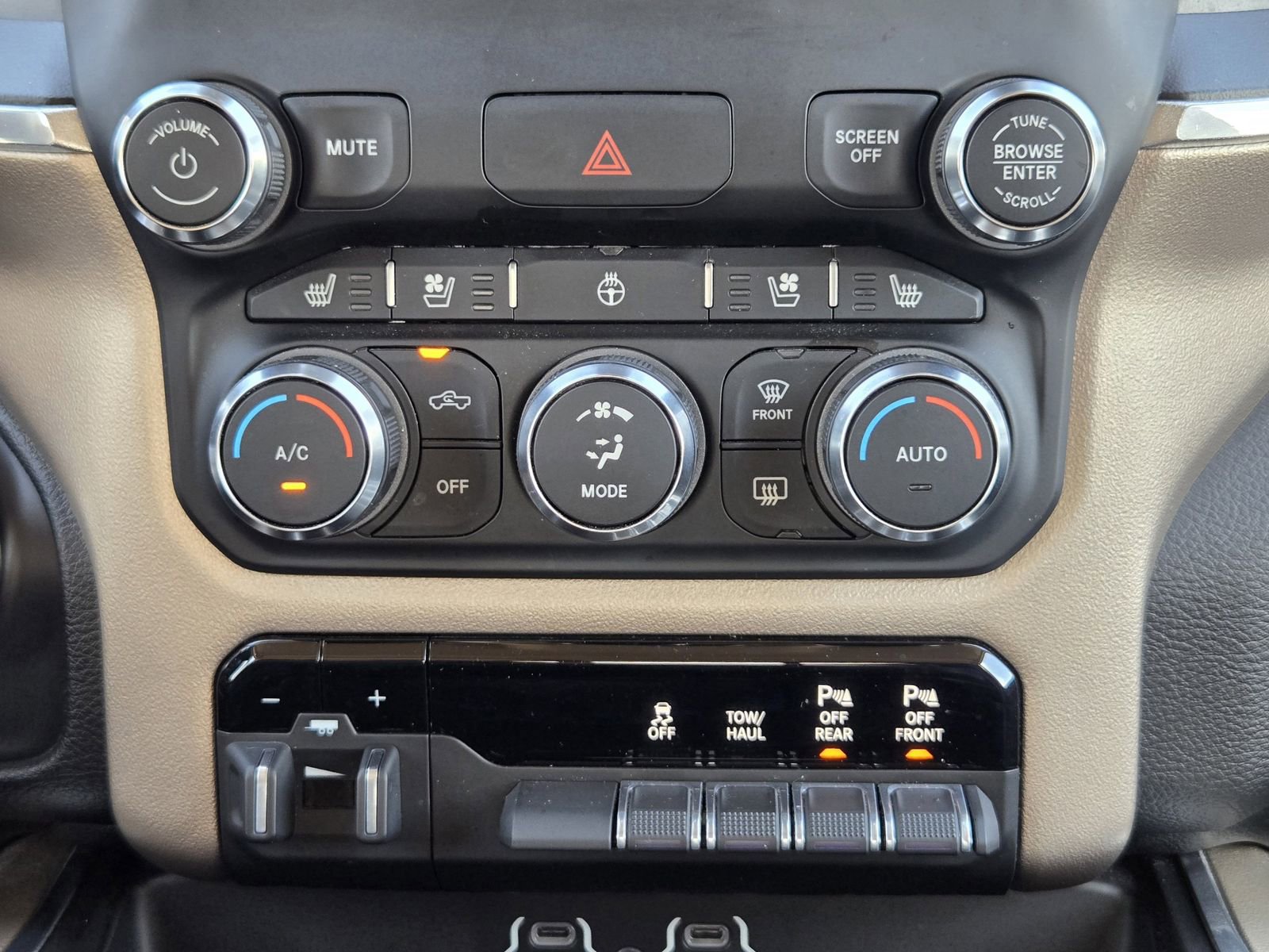 Used 2021 RAM 1500 Laramie image 21