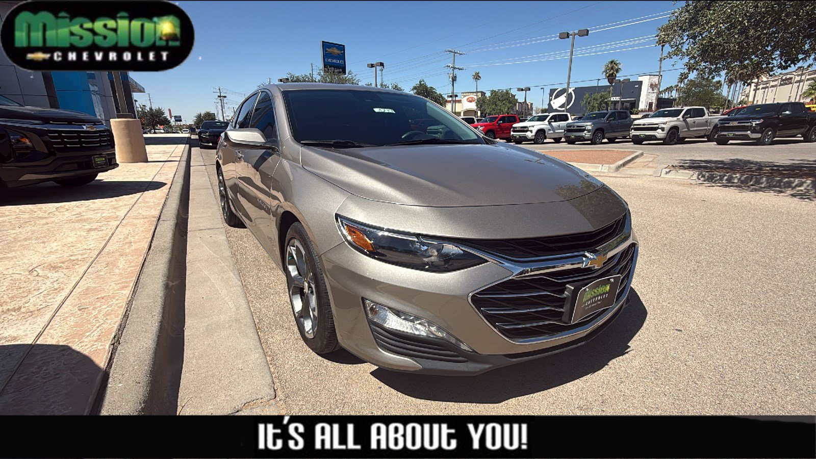 Used 2023 Chevrolet Malibu LT w/ Driver Confidence Package FWD image 1