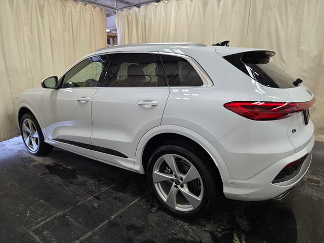 Used 2025 Audi Q5 Premium Plus w/ Premium Plus AWD/4WD image 11