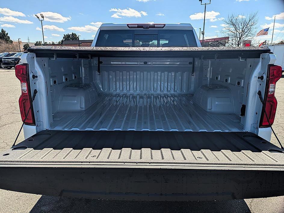 New 2026 Chevrolet Silverado 1500 LTZ w/ Technology Package AWD/4WD image 32