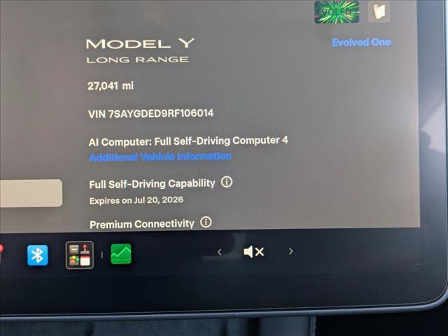 Used 2024 Tesla Model Y Long Range RWD image 11