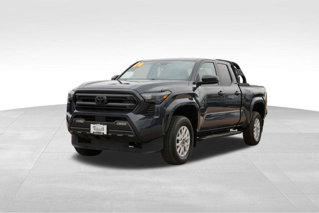 Used 2024 Toyota Tacoma SR5 image 3