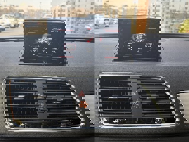 Used 2018 Audi Q3 2.0T Premium Plus w/ Premium Plus Package image 25