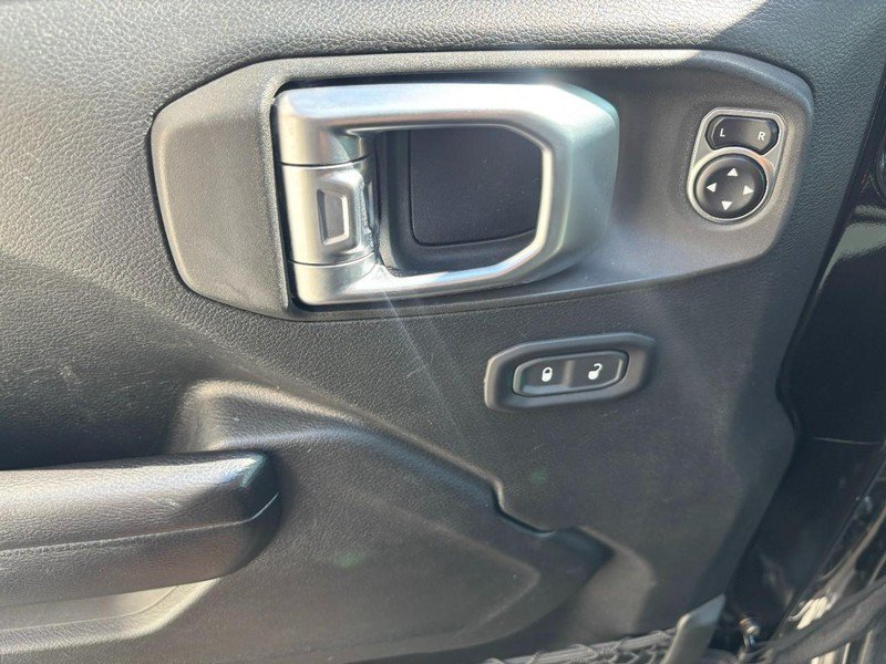 Used 2020 Jeep Wrangler Sport AWD/4WD image 19