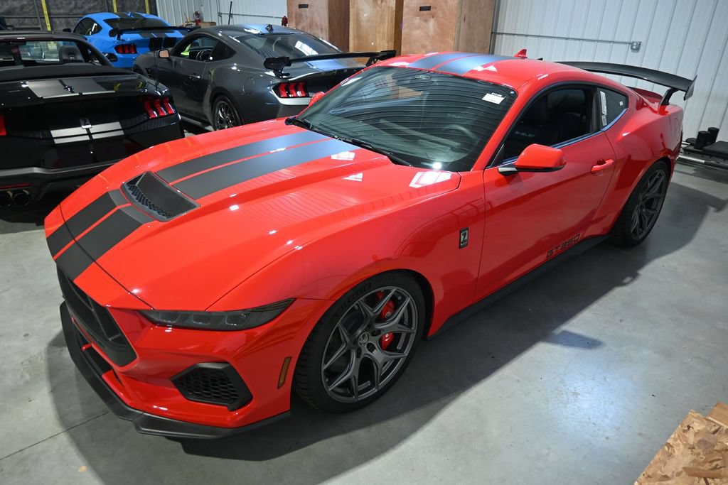 New 2026 Ford Mustang GT Premium w/ GT Performance Package RWD image 15