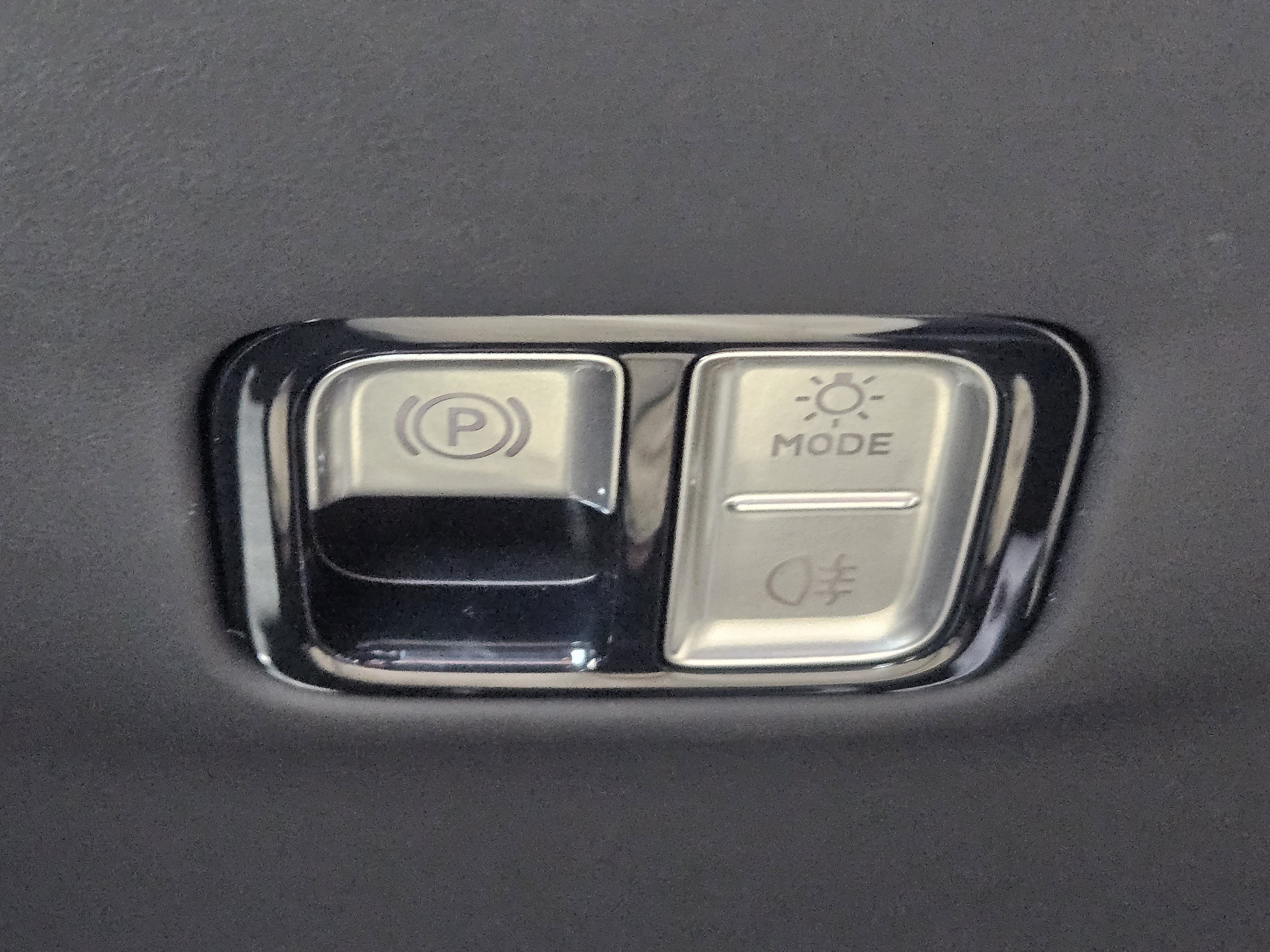 Certified 2027 Mercedes-Benz S 580 4MATIC Sedan image 23