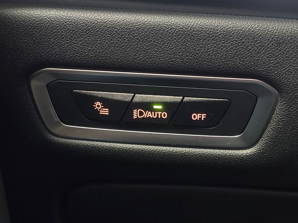 Used 2025 BMW X7 xDrive40i image 41