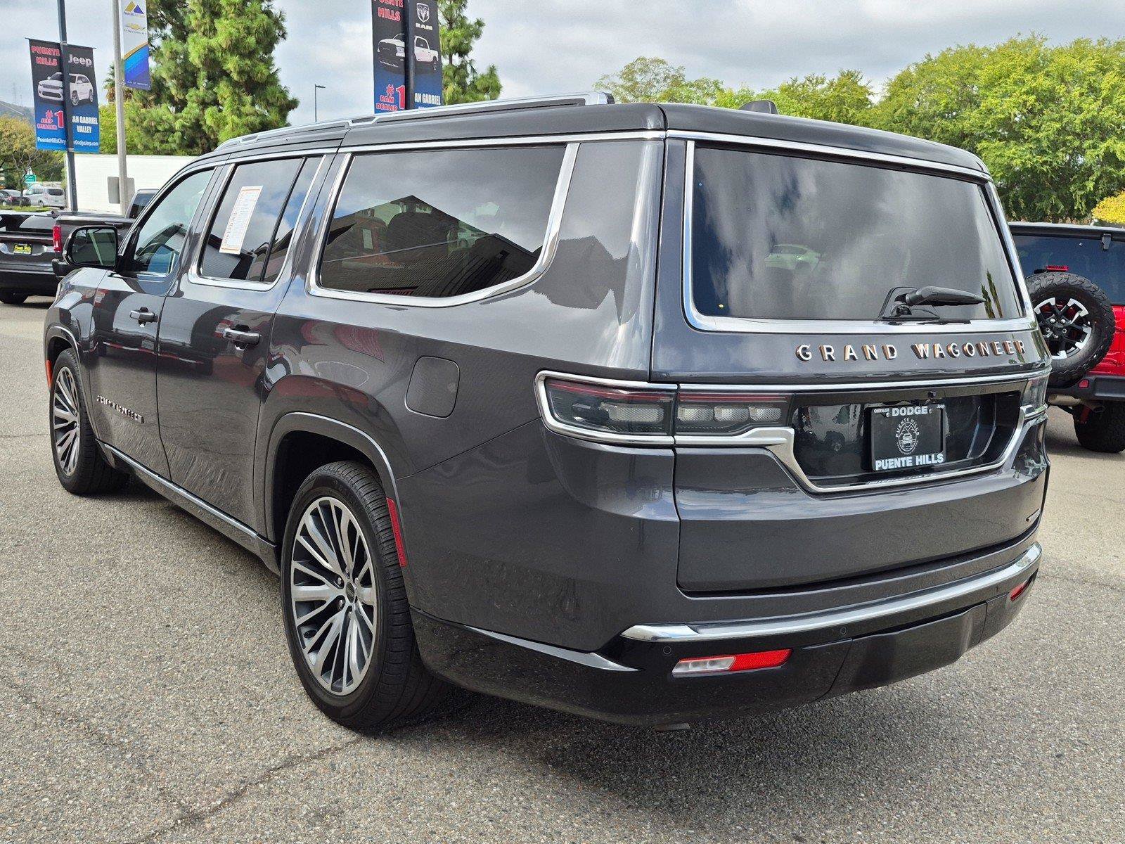 Certified 2024 Jeep Grand Wagoneer L Series III AWD/4WD image 5