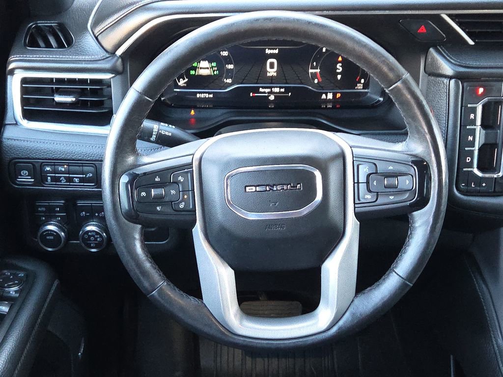 Used 2022 GMC Yukon XL Denali AWD/4WD image 15