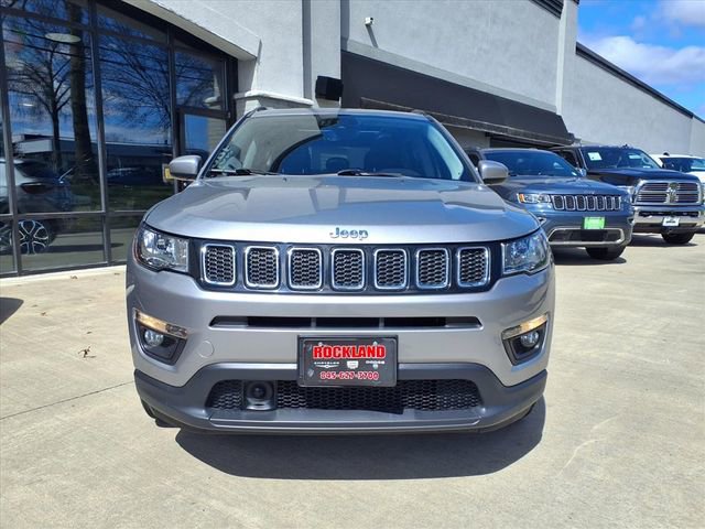 Used 2020 Jeep Compass Latitude image 3