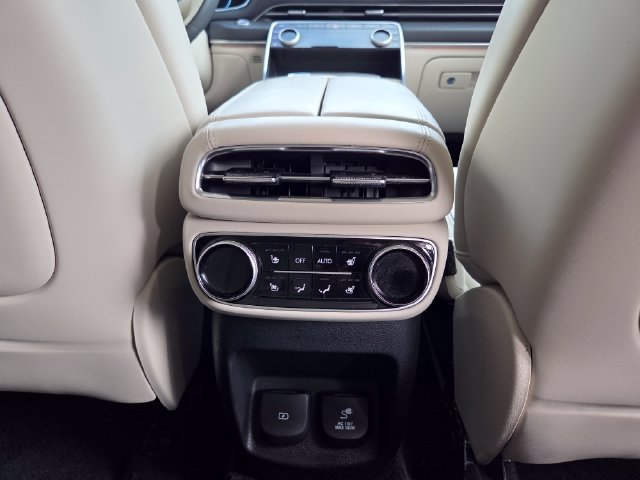 Used 2023 Genesis GV80 3.5T w/ Prestige Package AWD/4WD image 34