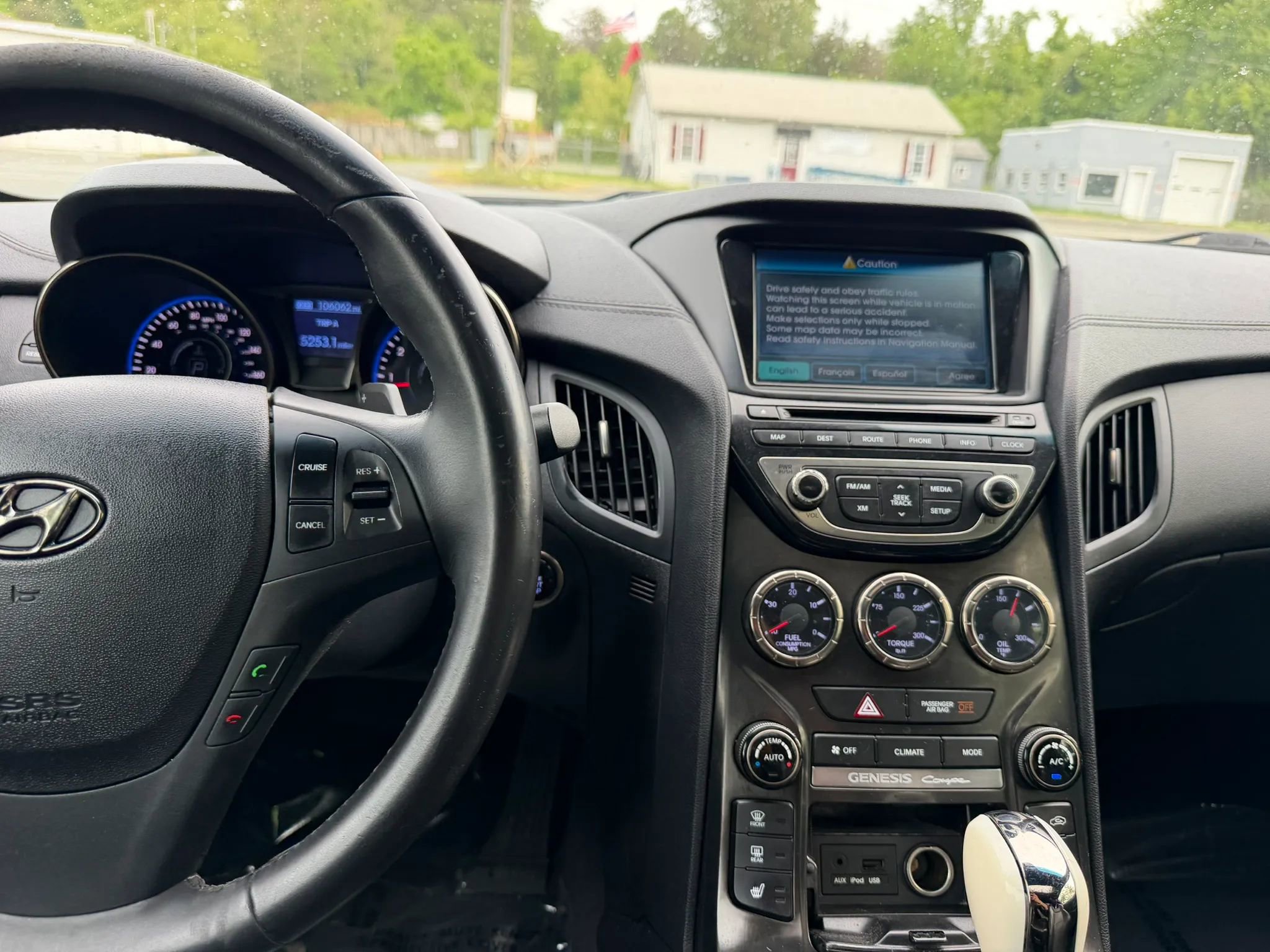 Used 2013 Hyundai Genesis 3.8 RWD image 34