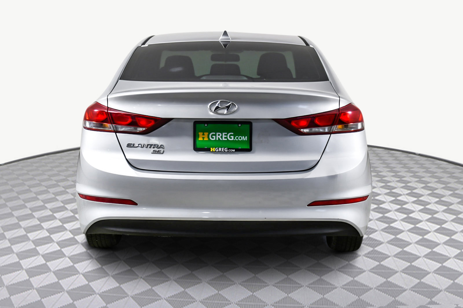 Used 2017 Hyundai Elantra SE image 7