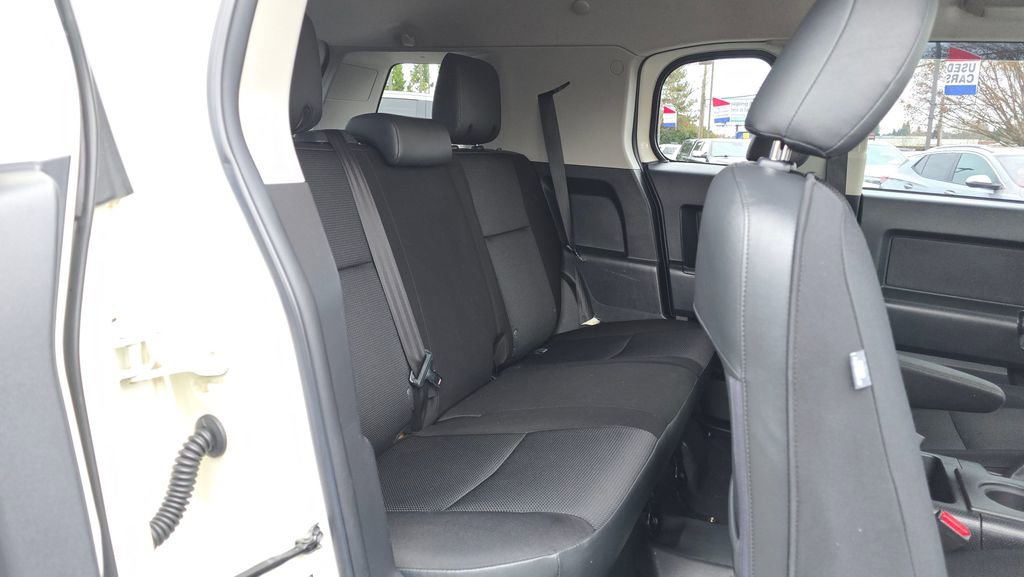 Used 2014 Toyota FJ Cruiser 4WD w/ Convenience Package image 14
