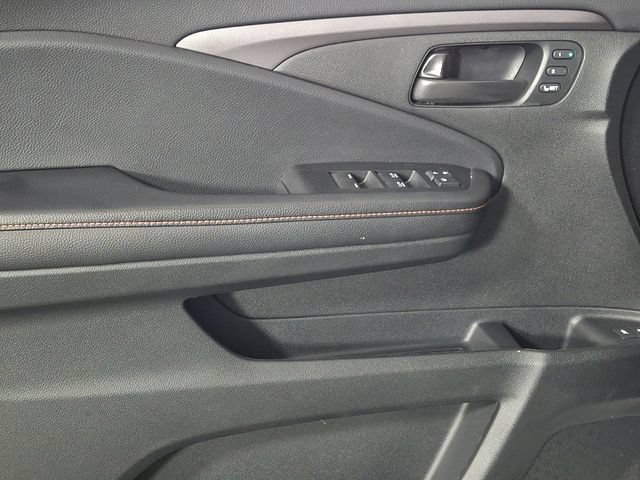 Used 2023 Honda Passport TrailSport image 14