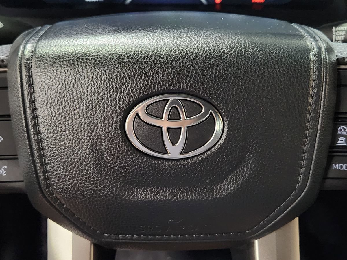 Used 2024 Toyota Tacoma TRD Off-Road AWD/4WD image 49
