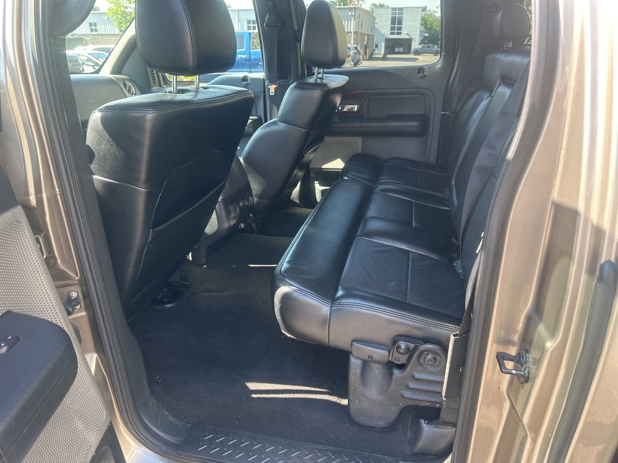 Used 2005 Ford F150 Lariat AWD/4WD image 18