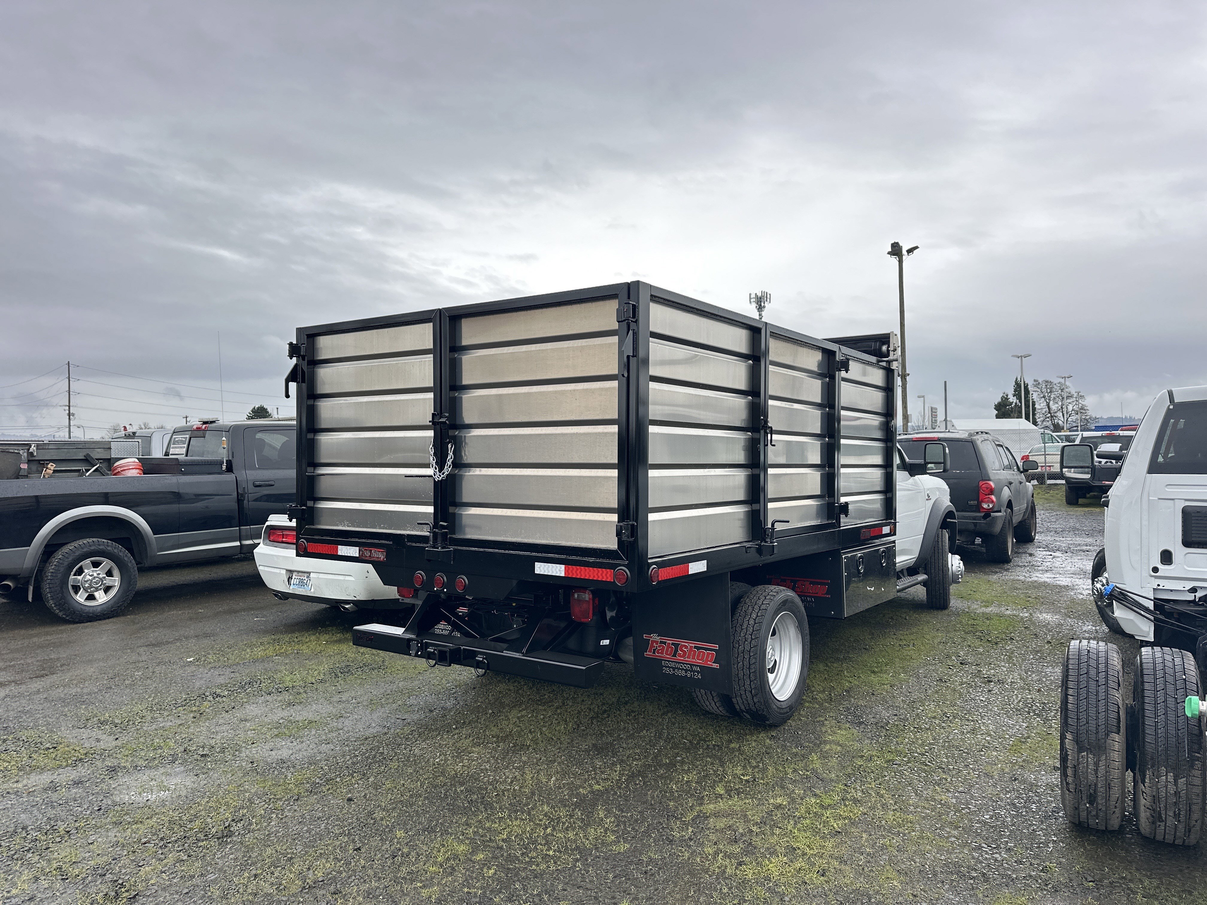 New 2026 RAM 5500 Tradesman w/ Chrome Appearance Group AWD/4WD image 2