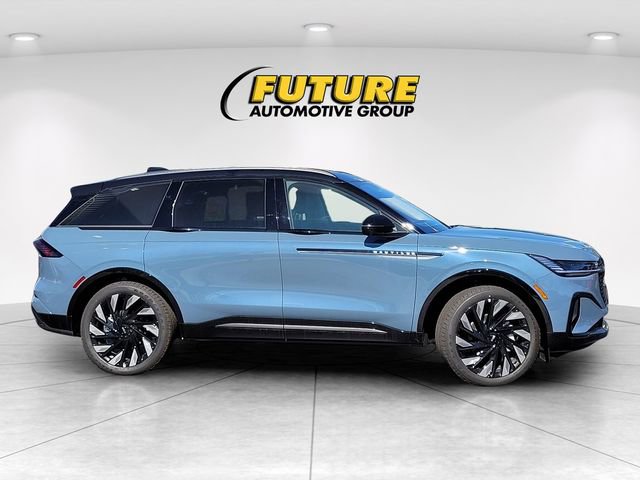 New 2026 Lincoln Nautilus Reserve image 8