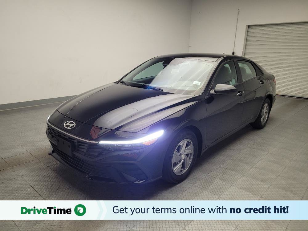 Used 2024 Hyundai Elantra SE FWD image 1