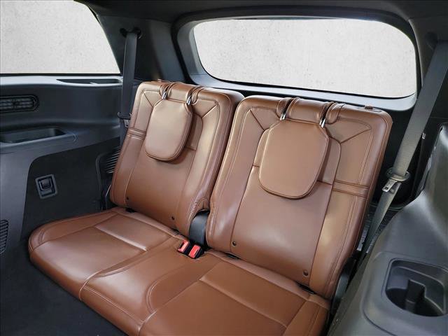 Used 2020 Lincoln Aviator Reserve w/ Elements Package Plus image 12