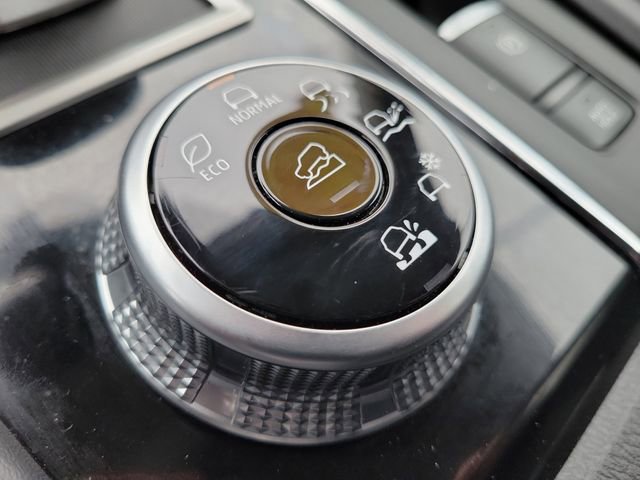 Used 2024 Mitsubishi Outlander SE image 34