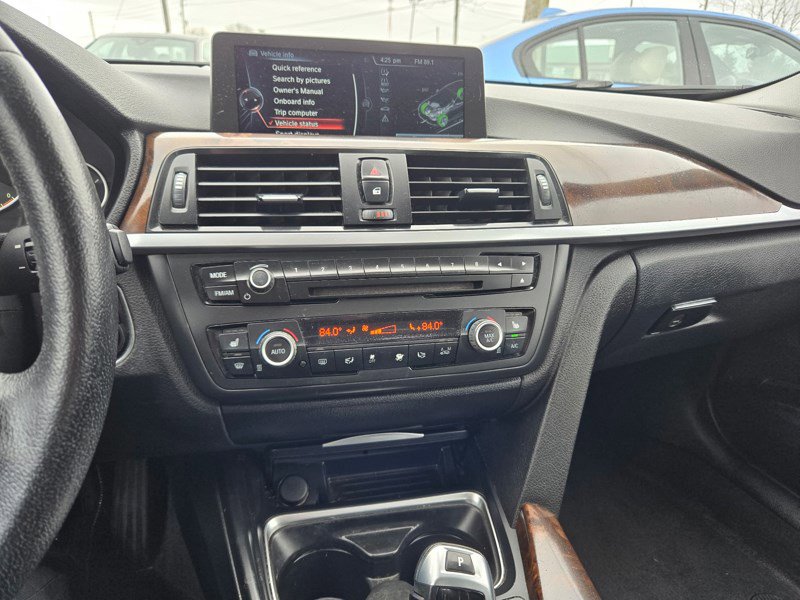 Used 2015 BMW 320i xDrive PREMIUM/WINTER image 14