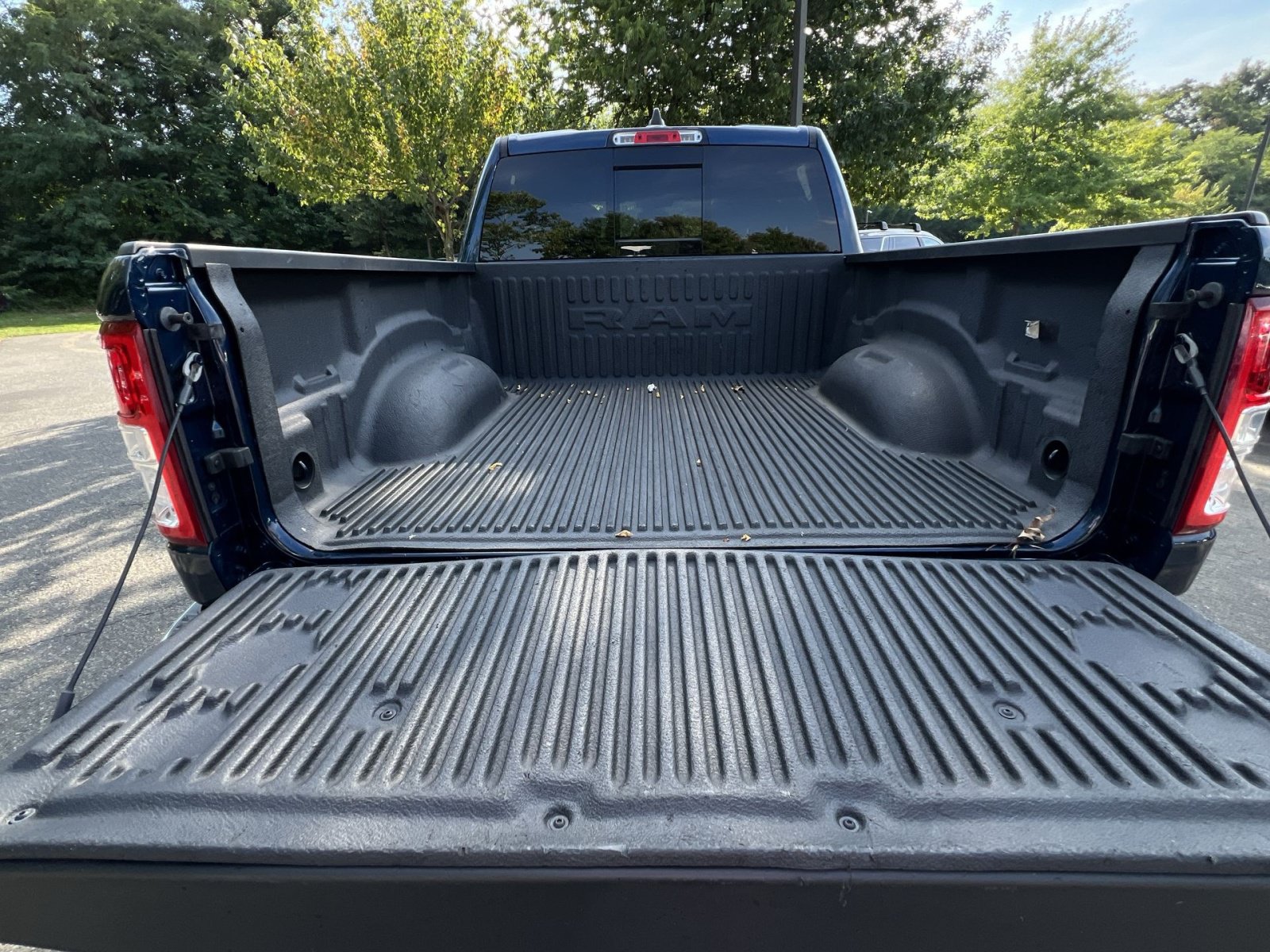 Used 2023 RAM 1500 Big Horn AWD/4WD image 30