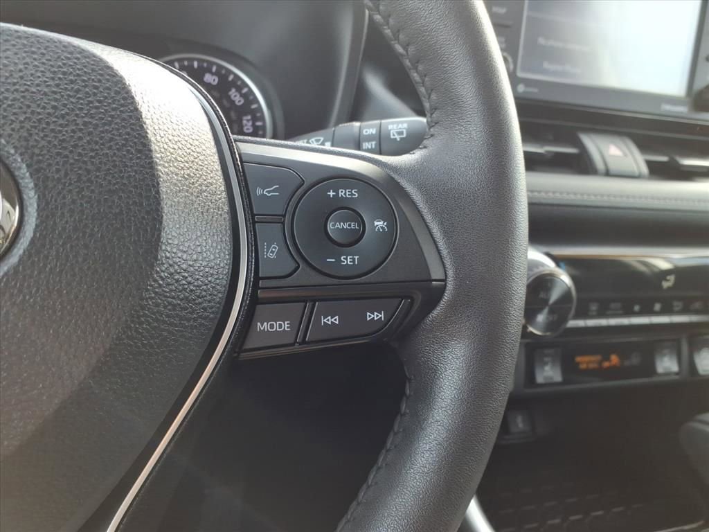 Certified 2022 Toyota RAV4 XLE image 24