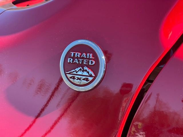 Used 2019 Jeep Renegade Trailhawk w/ Cold Weather Group II image 30