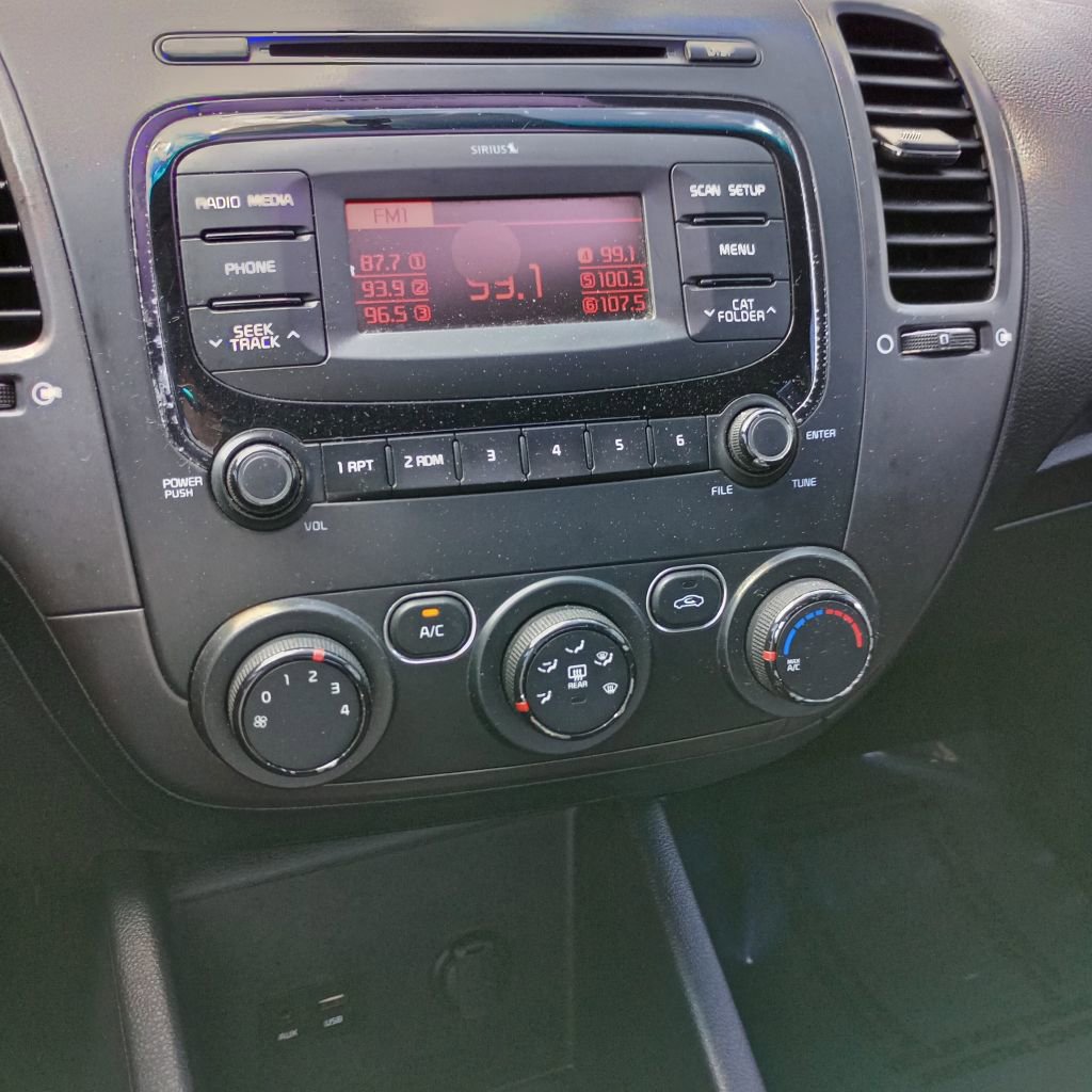 Used 2017 Kia Forte LX FWD image 13
