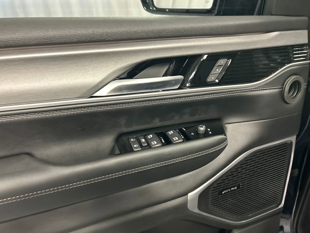New 2026 Jeep Grand Wagoneer 4WD image 12