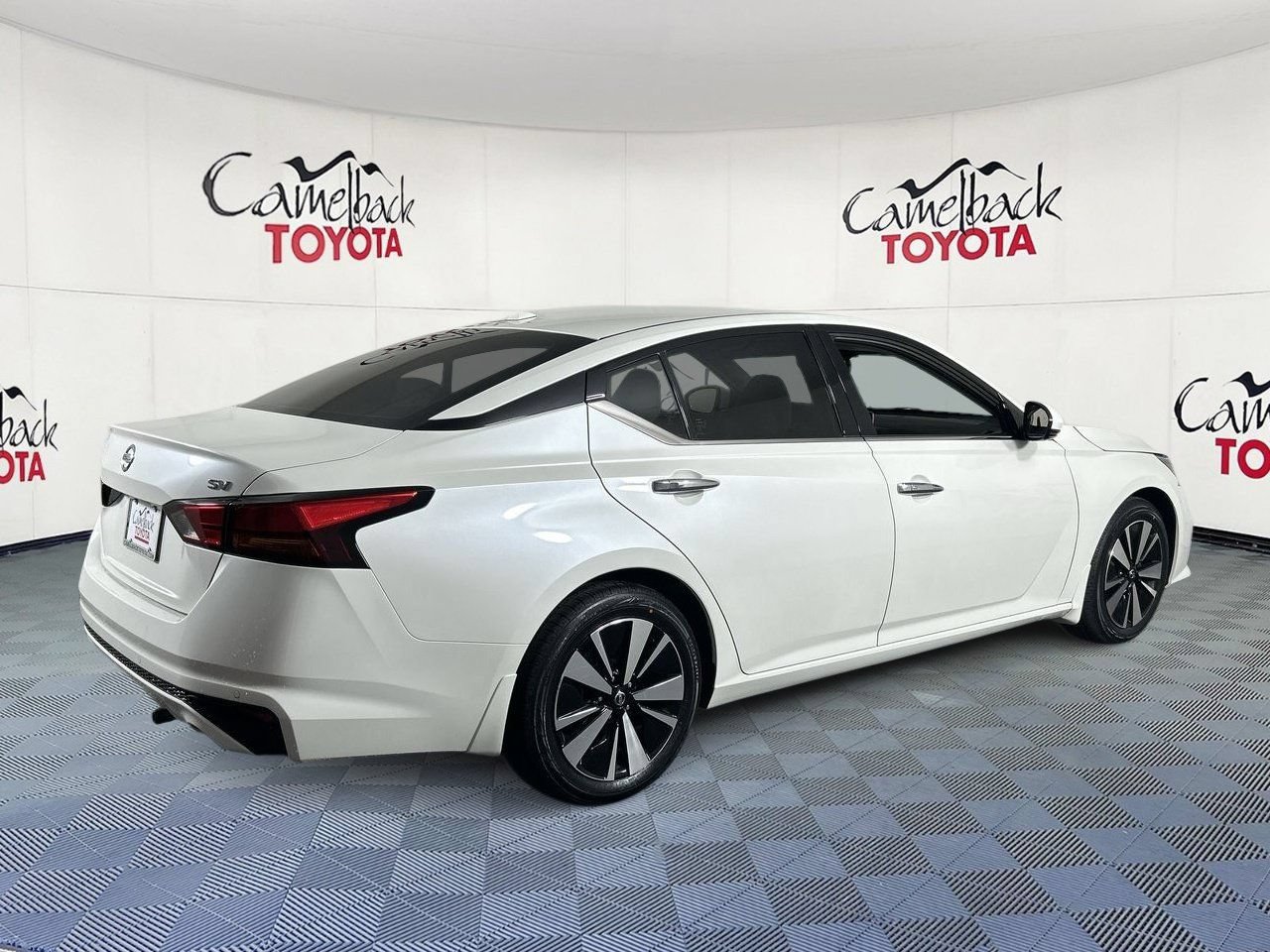Used 2020 Nissan Altima 2.5 SV FWD image 7