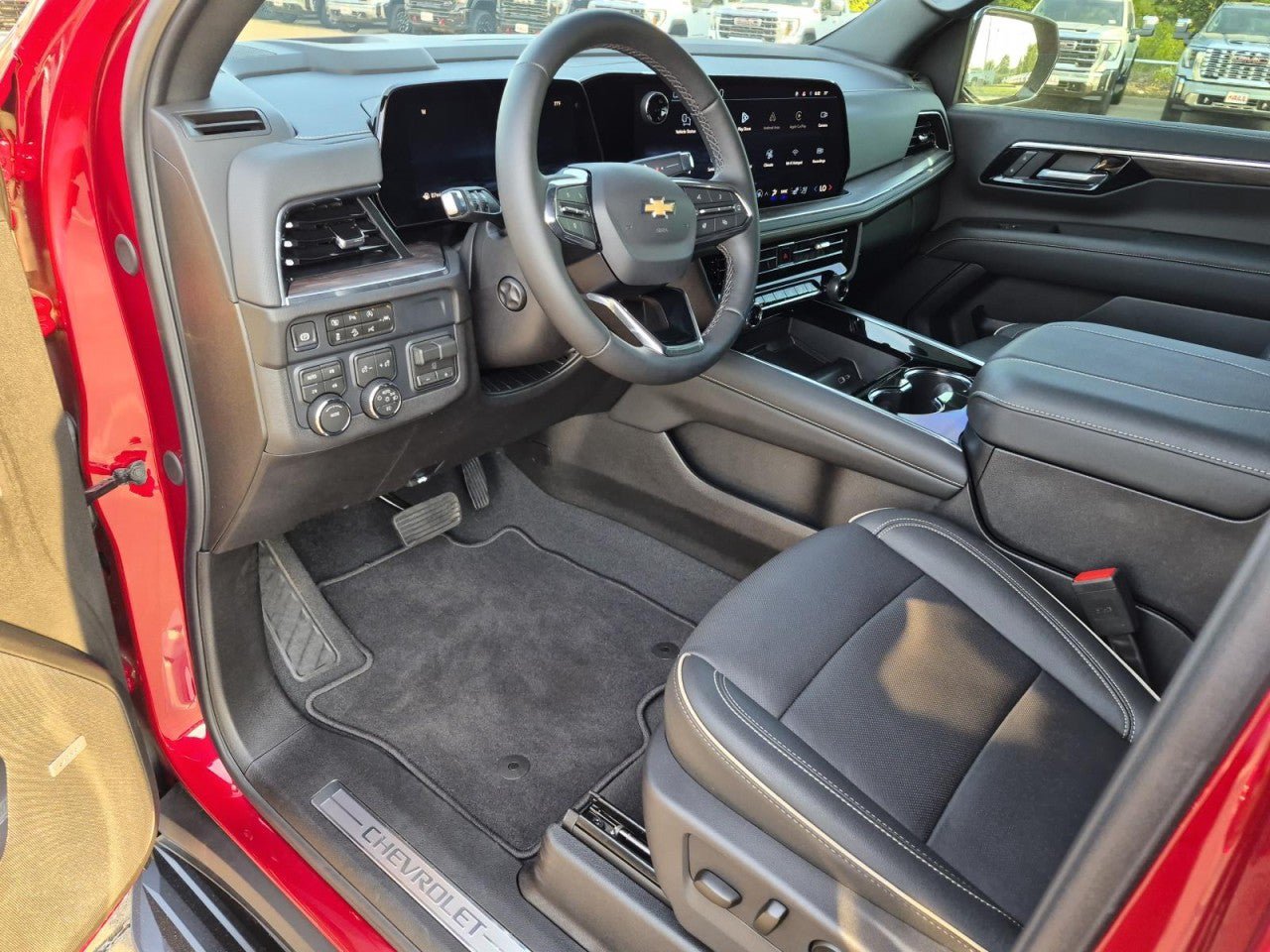 Certified 2026 Chevrolet Tahoe Premier w/ Sun And Tow Package AWD/4WD image 12