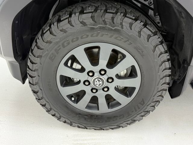 Used 2024 Toyota Land Cruiser w/ Premium Package image 7