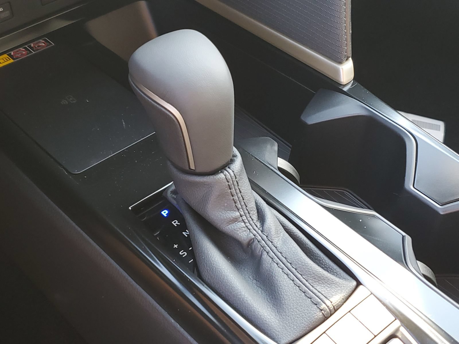 New 2026 Toyota Camry SE FWD image 23