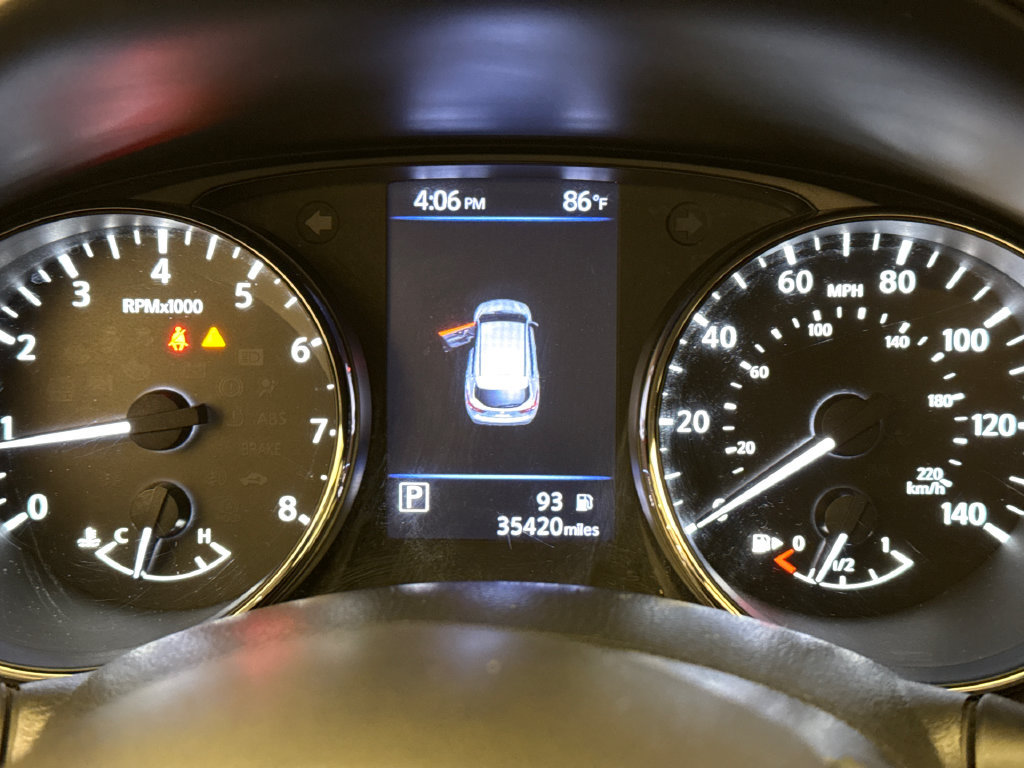 Used 2021 Nissan Rogue Sport SV FWD image 31