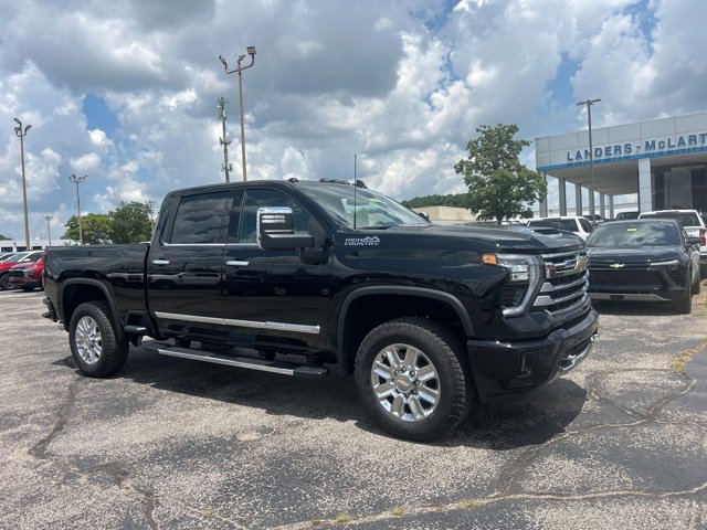 New 2025 Chevrolet Silverado 2500 High Country w/ Z71 Off-Road Package