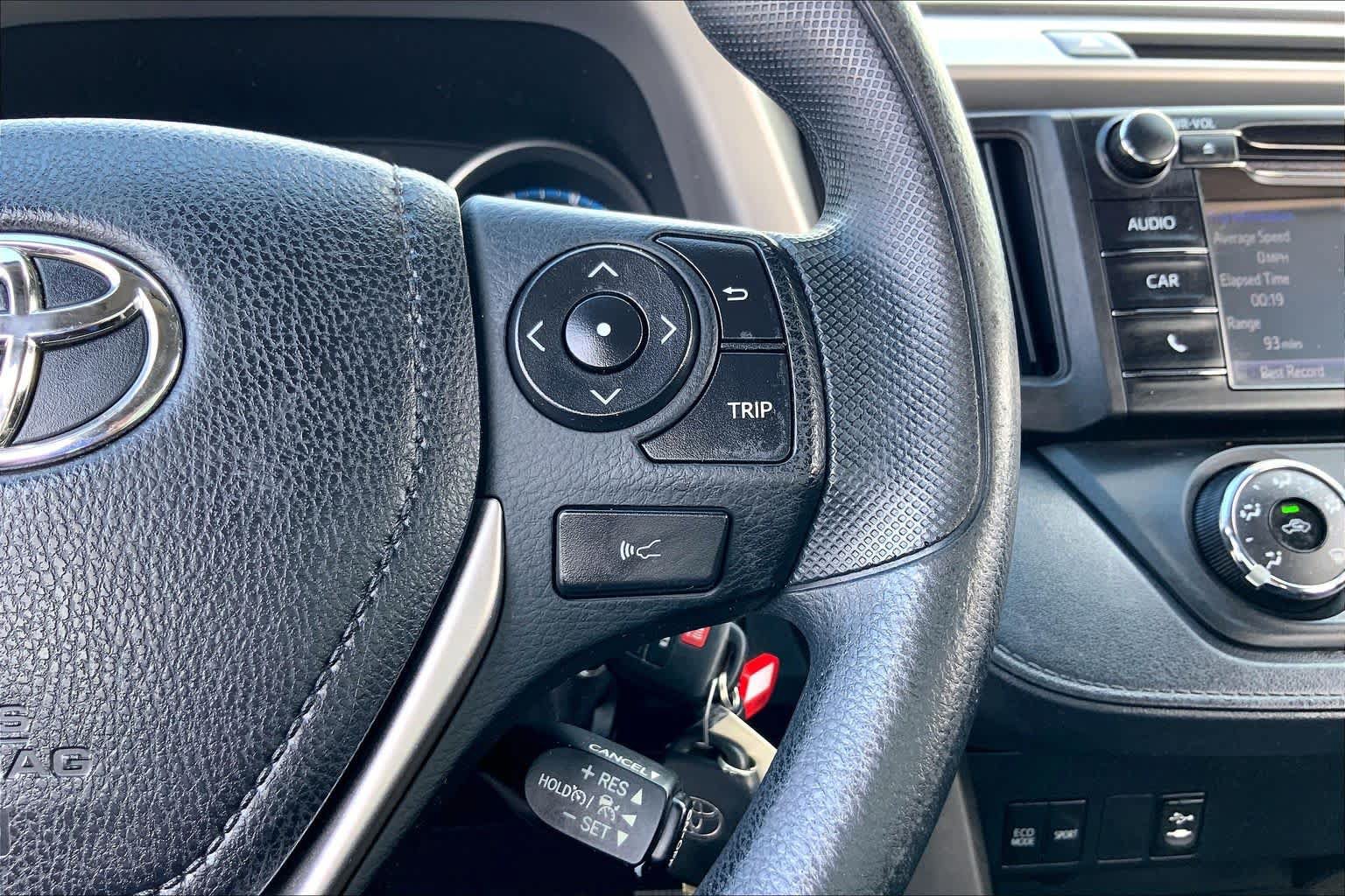 Used 2018 Toyota RAV4 LE w/ All Weather Liner Package AWD/4WD image 24
