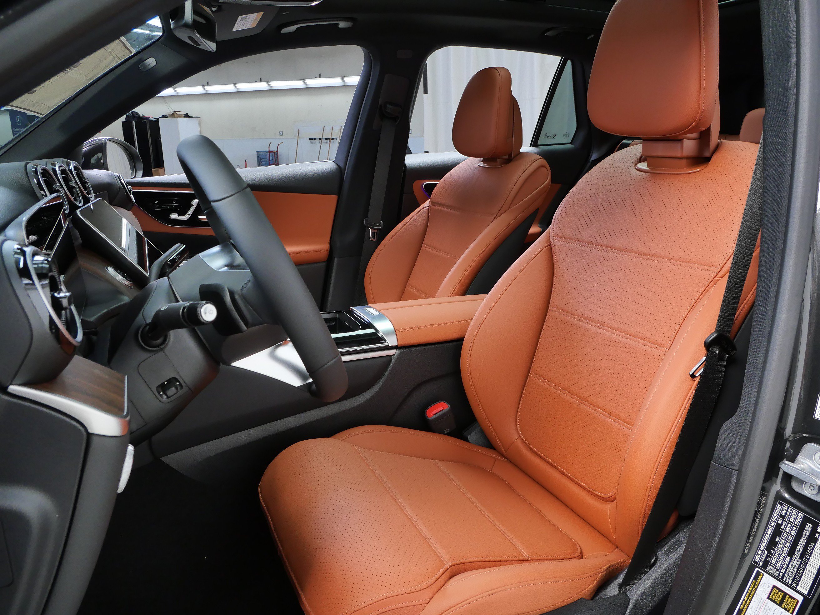 New 2026 Mercedes-Benz GLC 300 4MATIC image 2
