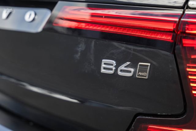 Certified 2023 Volvo S90 B6 Ultimate w/ Protection Package image 8