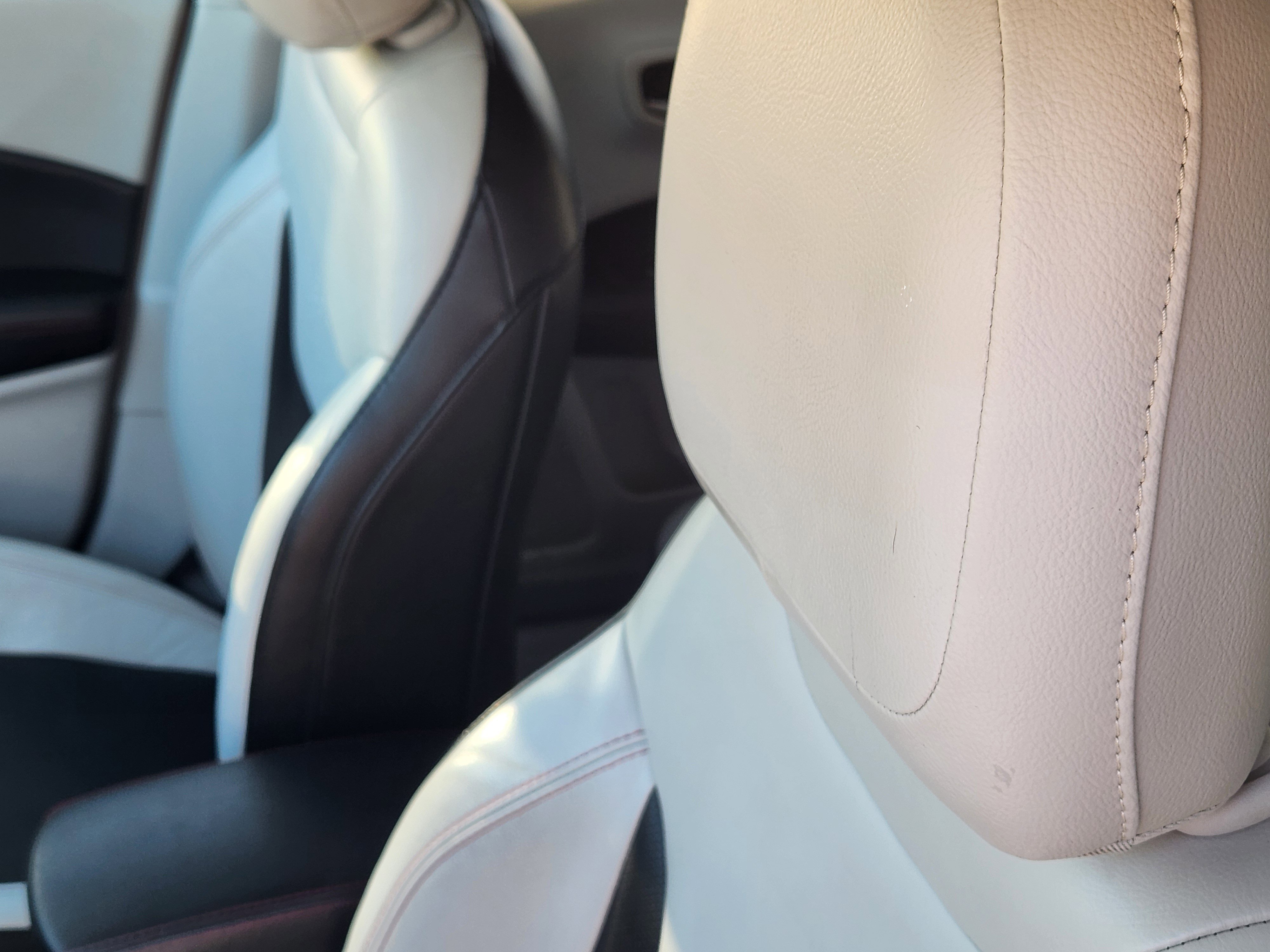 Used 2018 Jeep Compass Limited w/ Navigation Group image 15