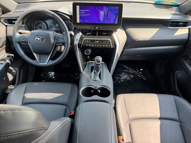 Certified 2024 Toyota Venza XLE AWD/4WD image 72