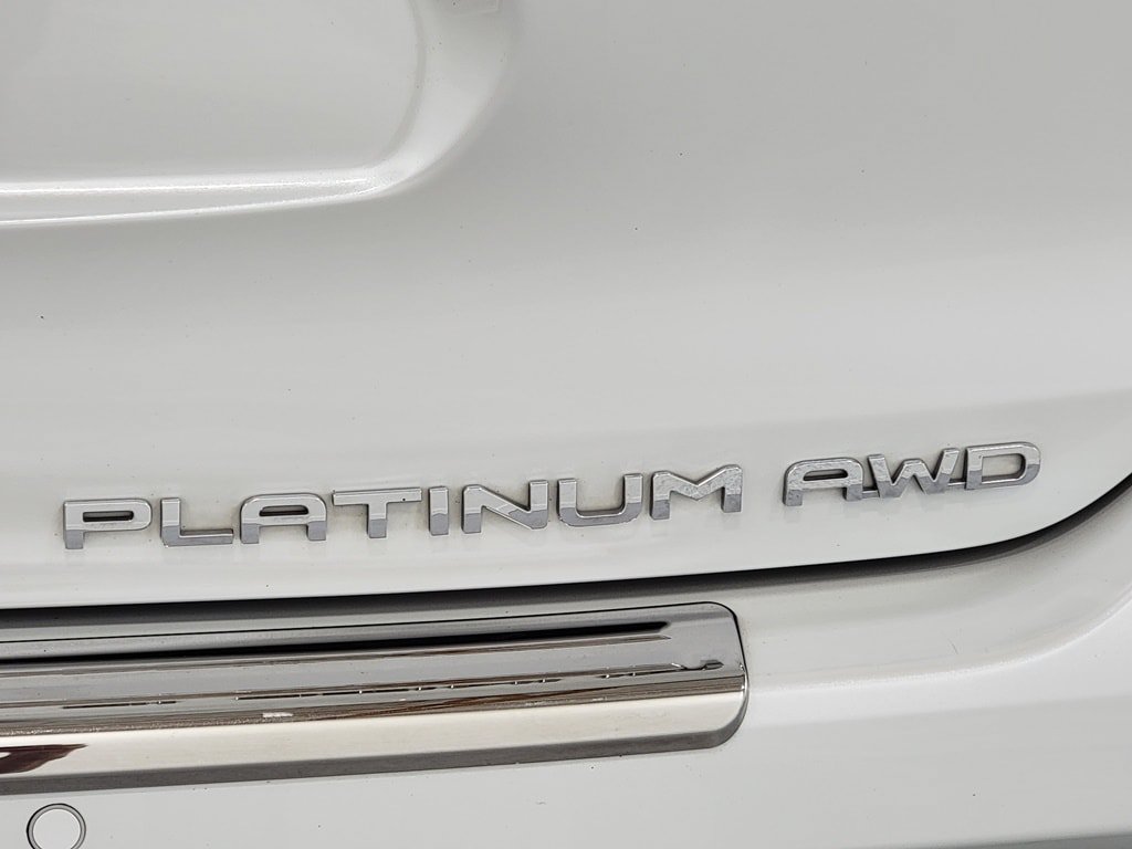 Used 2022 Toyota Highlander Platinum AWD/4WD image 10