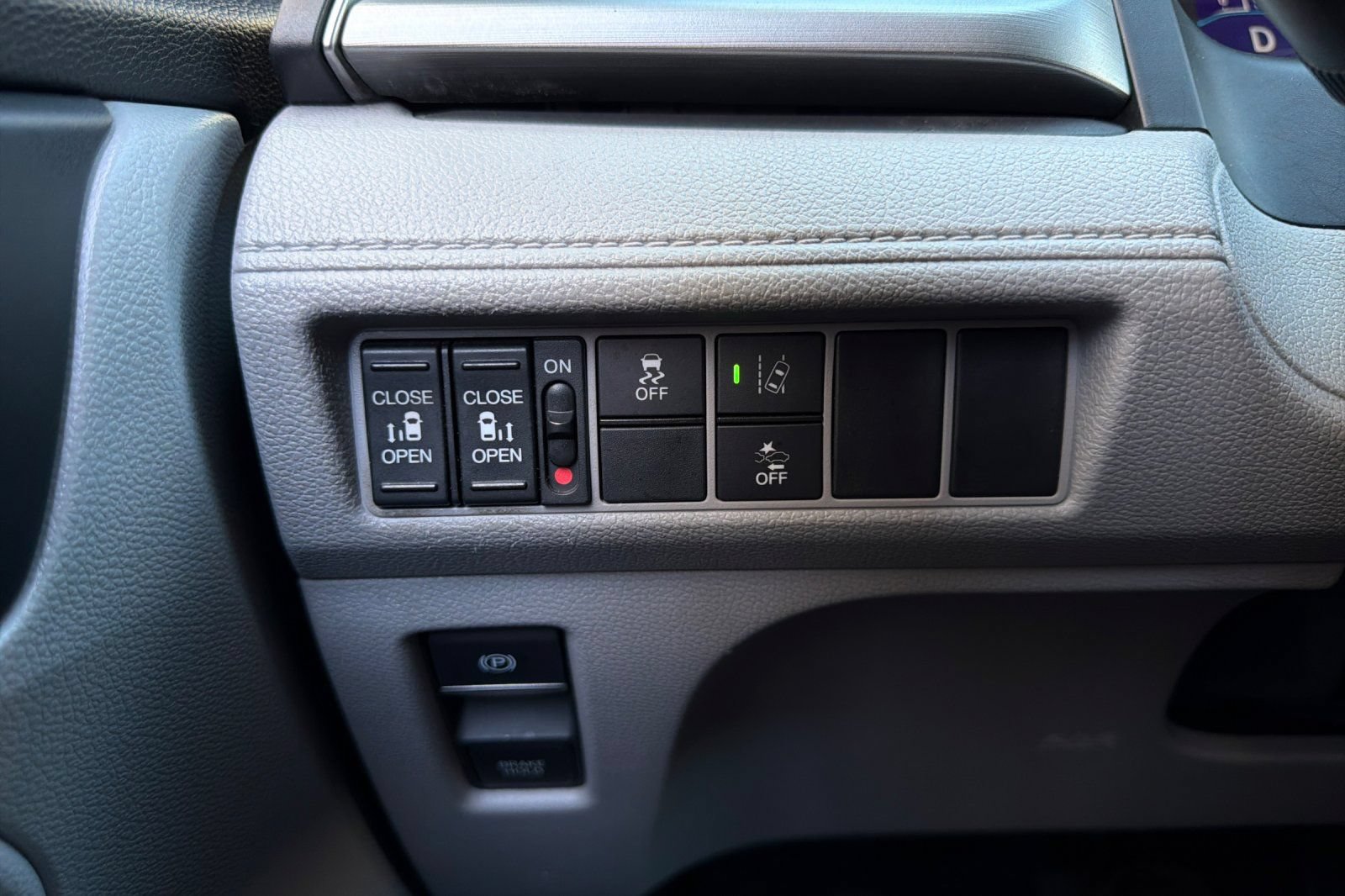 Used 2020 Honda Odyssey EX image 29