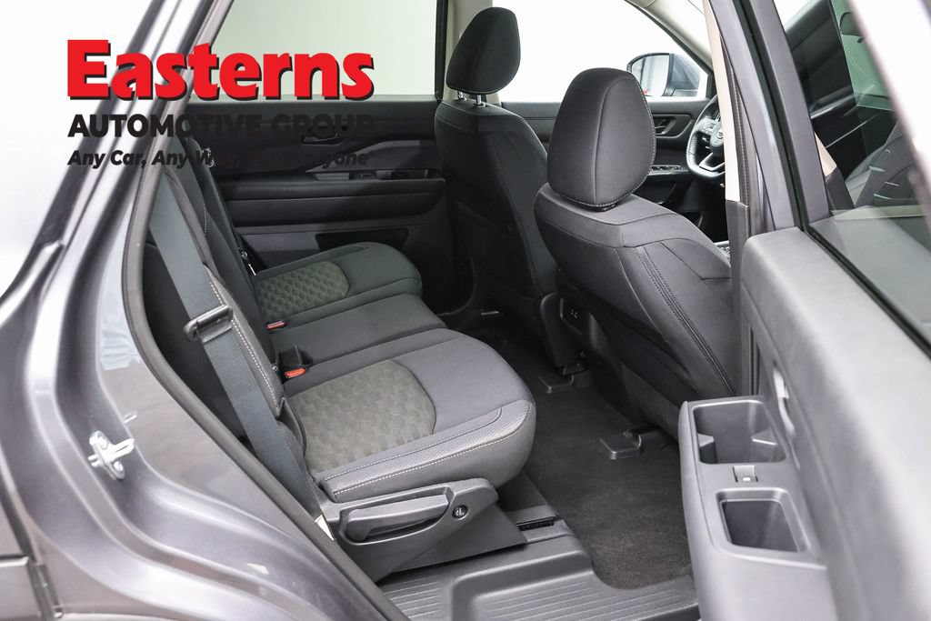 Used 2024 Nissan Pathfinder SV AWD/4WD image 22
