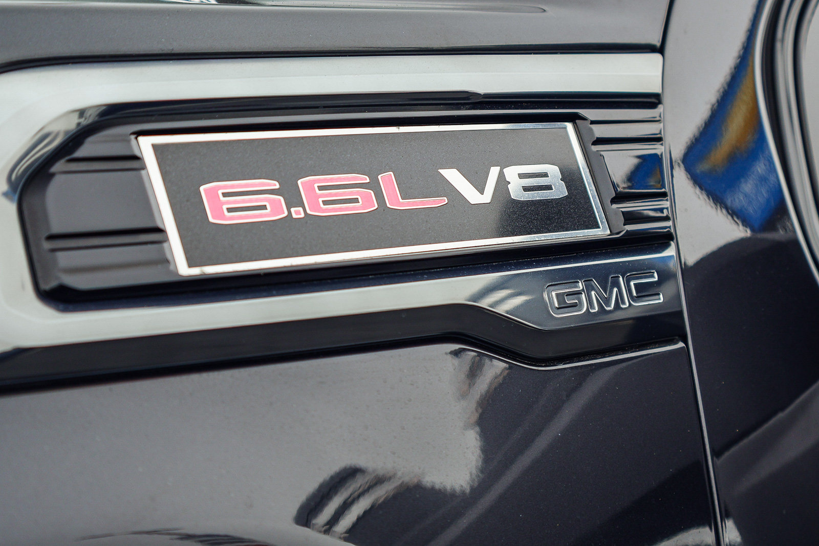 Used 2020 GMC Sierra 2500 AT4 w/ AT4 Premium Package AWD/4WD image 26