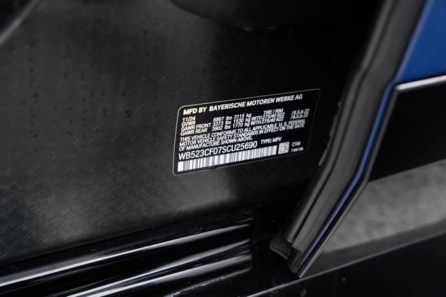 Used 2025 BMW iX xDrive50 image 35
